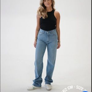 Djerf Avenue Straight Jeans Mid Blue size 31